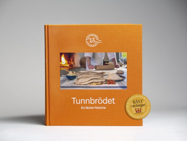 Tunnbröds akademins bok om tunnbrödet, en läcker historia